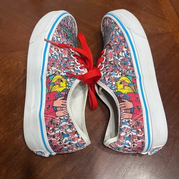 Vans  'Where's Waldo?' Land of Waldos slip on - Picture 7 of 10